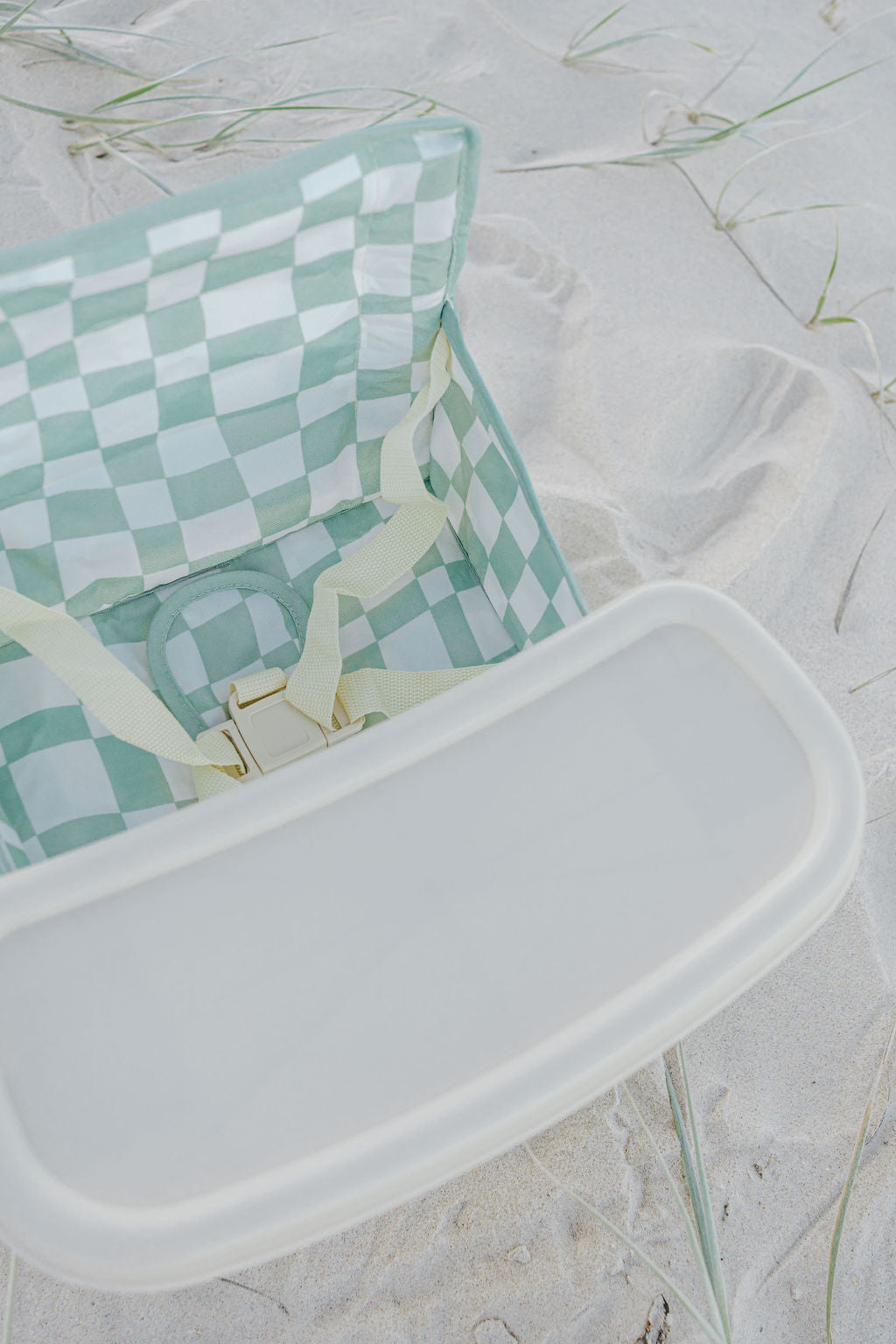 Portable Baby Chair for Hire Izimini | Third Ave Beach Hire Gold Coast