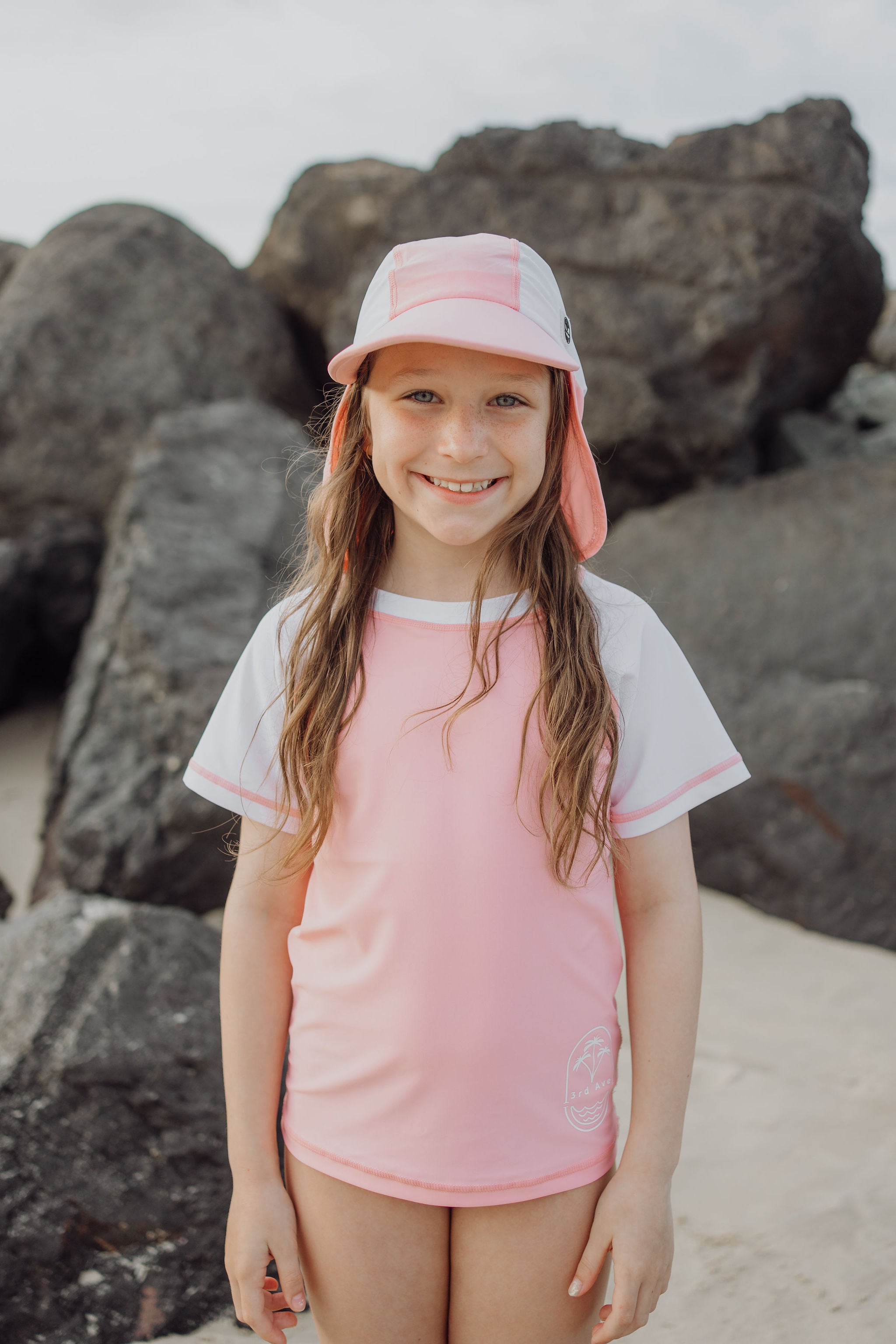 Kids 3rd Ave Logo Rashie & hat set Pink